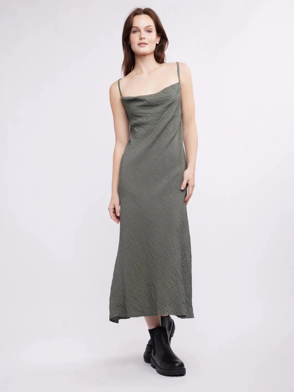Sharp Contrast Midi Dress